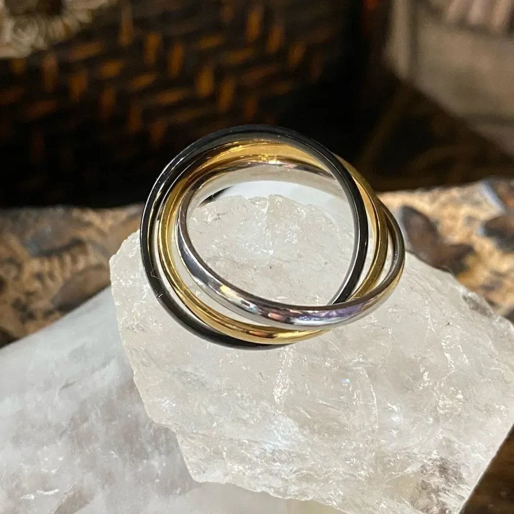 Tri Color Interlock Stainless Steel Ring Size 6